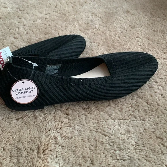 ⬇️⬇️New Womens Danskin shoes size 9 - Picture 3 of 4